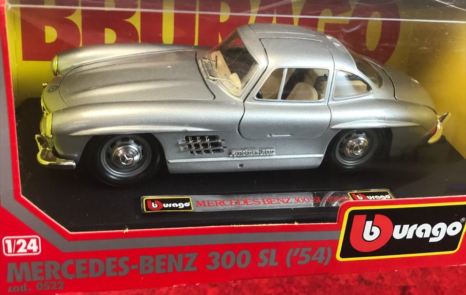 1954 MERCEDES BENZ 300sl Italian Design 1 24 Diecast Metal Burago Toy Silver