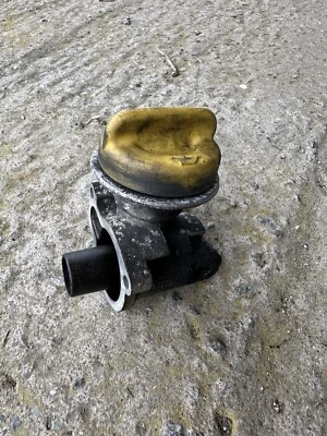 Alfa Romeo 159 1.9JTDm 2009 Bouchon de remplissage d'huile moteur - Photo 1/4