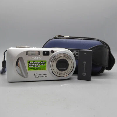 Sony Digital Camera Cybershot DSC-P8 3.2MP Silver Tested - Image 1 of 4