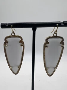 Kendra Scott Arrowhead SKYLAR Earrings In Gray Slate Gold Tone On Brass - Picture 1 of 3