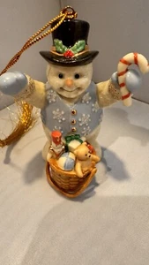 Lennox And Longaberger 3.5” China “Winter Delight” Statuette - Picture 1 of 8