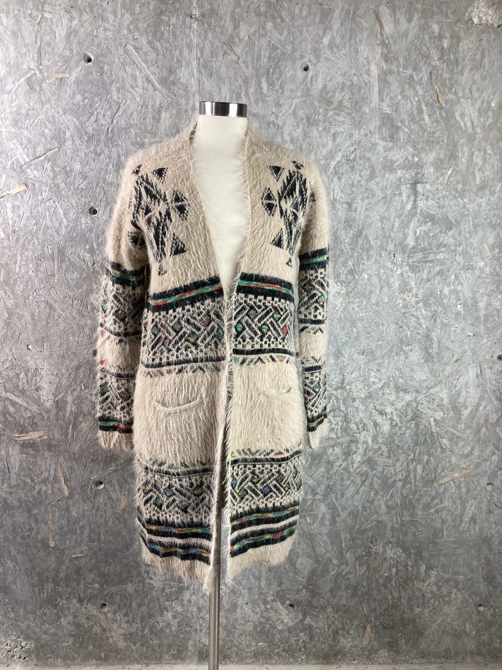 MM My Michelle M Beige Patrón Suroeste Difuso Largo Cárdigan Suéter Occidental Foto 1 de 4
