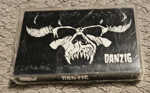 Danzig 1988 Danzig Kassette getestet spielt - Bild 1 von 20