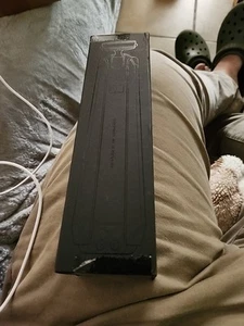 ASUS Republic of Gamers Portable Monitor Tripod Stand - Picture 1 of 2