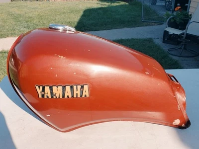 1981-83 Yamaha XV920 Virago Gas Tank Fuel Cell Petrol Reservoir #10L-24110-00 - Image 1 of 4