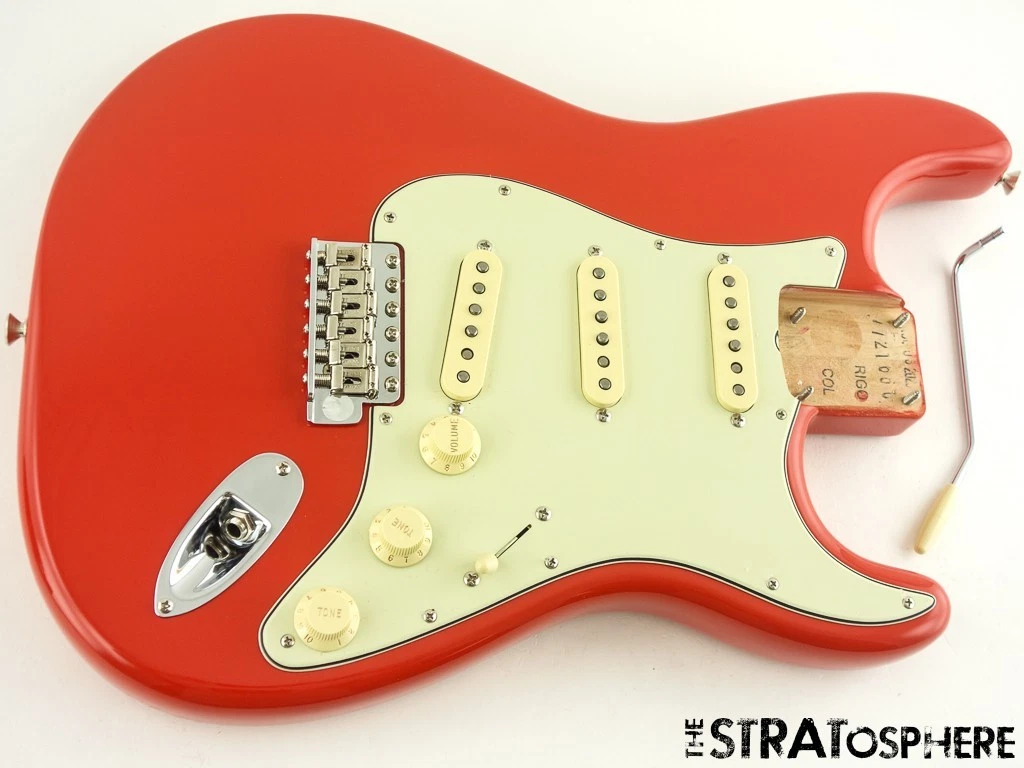 Preços baixos em Corpo Fender Stratocaster Vermelho | eBay