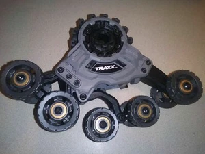Traxxas 8884 Rear Left All Terrain Traxx, TRX-4 New - Picture 1 of 1