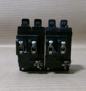 LOT OF 2 Pushmatic P2020 Twin Pole 20 Amp 120/240V Circuit Breaker No Shield - Picture 1 of 1
