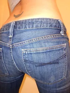 GAP 1969 Low Rise Long & Lean Stretch Boot Cut Med Rinse Jeans! 26/2 x 30 GUC! - Foto 1 di 4
