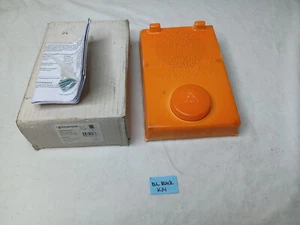 Est Edwards WG4WF-HVMC Outdoor Horns-Strobe White - Picture 1 of 8