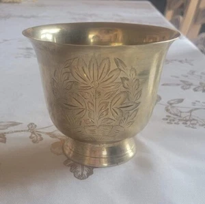 ANTIQUE VINTAGE ASIAN BRASS COLLECTIBLE ETCHED POT PLANTER ASIAN INDIA 2674-J - Picture 1 of 15