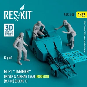 MJ-1 "Jammer" Driver & airman team (Modern) (MJ-1C) scene1 3pcs 1:32 RSF32-0040 - Imagen 1 de 3