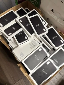 Wholesale 100pcs Genuine Apple iPhone Leather/Silicone Case XS Max, 8 Plus, X/XS - Picture 1 of 15