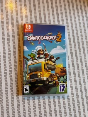 ¡Sobrecocido! 2 - Nintendo Switch Foto 1 de 2