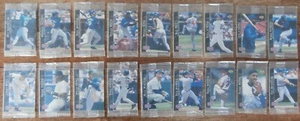 Set baseball completo Post Cereal Canada 1995 in confezioni per violoncello (18) - Foto 1 di 2