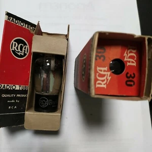 30 Cinch Vintage Base Triode Radio Röhrenventil DepI3h42/2 - Bild 1 von 9