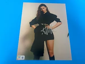 Rooney Mara SEXY The Girl With Dragon Tattoo Signed Auto 8x10 PHOTO Beckett BAS - Picture 1 of 3