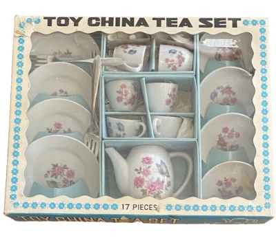 Миниатюрный детский набор из 17 предметов из тонкого фарфора с розовой розой сделано в Японии винтажный - Изображение 1 из 4