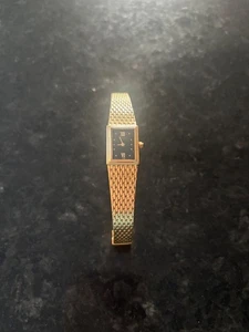 Vintage Seiko Ladies thin gold tone dress Watch Quartz New Battery - Picture 1 of 5