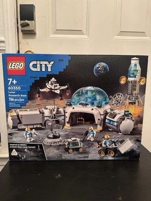 LEGO CITY: Lunar Research Base (60350) - Image 1 of 2