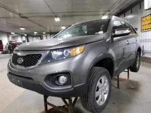 Used Front Center Interior Rear View Mirror fits: 2012 Kia Sorento w/automatic d - Picture 1 of 12
