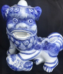 Foo Hund Foo Löwe blau-weiß Statue Figur Palme Strand Chinoiserie Chic - Bild 1 von 11