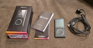 Microsoft Zune 1124 Black/Silver 1.8in LCD Display 4GB MP3 - FOR PARTS - Picture 1 of 6