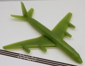 Avión a reacción vintage ""Grand Toys"" Douglas DC-8 4,75" largo vinilo plástico Hong Kong - Imagen 1 de 2