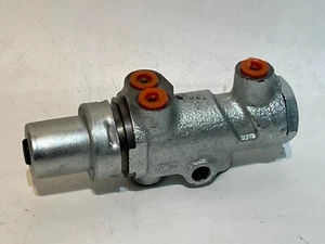 212927 Reliant Scimitar SE6A on Pressure Reducing Valve, PRV, Genuine Lockeed - Picture 1 of 1