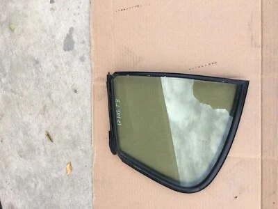 PUERTA TRASERA IZQUIERDA ESQUINA VENTANA VENTILACIÓN VIDRIO 2010-2013 INFINITI G37 OEM Foto 1 de 4