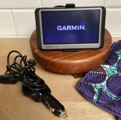 Garmin nuvi 250W GPS Navigation 4.3 Touchscreen Ultra Slim Design - Image 1 of 4