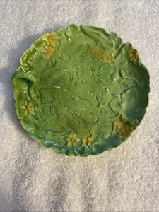 Vintage Royal Bayreuth Green Lettuce/Cabbage Leaf Handled Tid Bit Plate   6 1/2" - Picture 1 of 5