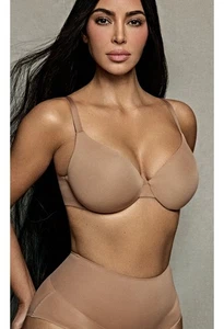 SKIMS GLÄTTENDER INTIM-BH VOLLER ABDECKUNG IN TON GRÖSSE 42DDD NEU MIT ETIKETT $ 56  - Bild 1 von 12