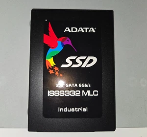 Adata ISSS332-128GB 128GB 2,5" SATA 6Gb/s SSD MLC - Bild 1 von 1