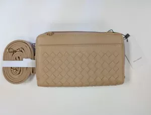 KARLA HANSON U13661 Ellen RFID Blocking TAUPE Woven Crossbody Phone Wallet - Picture 1 of 3