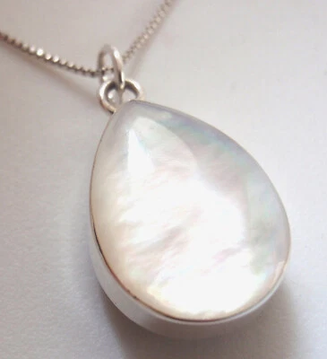 Collar Lágrima Reversible Ónix Negro y Madreperla Plata de Ley 925 Foto 1 de 3