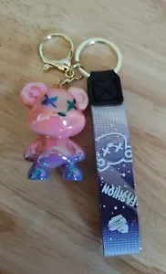 Cool Anime Cartoon Graffiti Gradient Bear KeyChain. #D71 - Picture 1 of 1