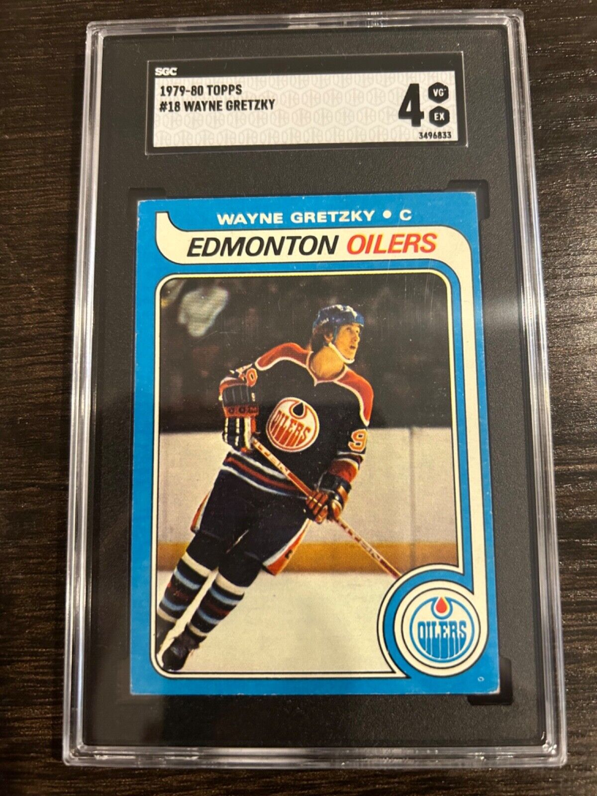 1979-80 Topps #18 Wayne Gretzky Rookie Card SGC 4