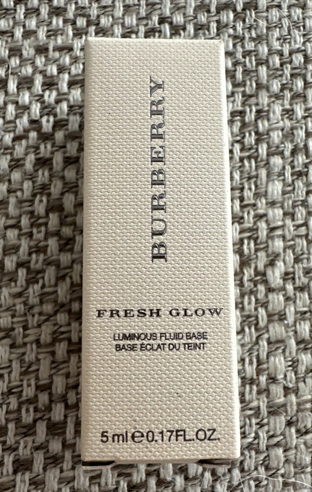 Burberry Fresh Glow Luminous Fluid Base In Nude Radiance No. 01 - 5ml Mini Neu - Bild 1 von 3