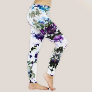 NUEVO CON ETIQUETAS Amatista Ice Dye Yoga Leggings Blanco Púrpura Tie Dye Yoga Pantalones | Talla XS - Imagen 1 de 3