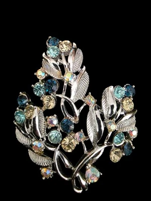Vintage Coro Silvertone Aurora Borealis Floral Brooch Signed - Image 1 of 2
