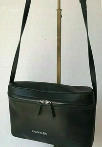CALVIN KLEIN 205W39NYC EMBOSSED CROSS BODY BLACK LEATHER HANDTASCHE - Bild 1 von 6