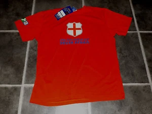 BRANDNEU MIT ETIKETT HERREN L ROT ENGLAND 2010 FIFA WM SÜDAFRIKA FUSSBALL-T-SHIRT - Bild 1 von 1