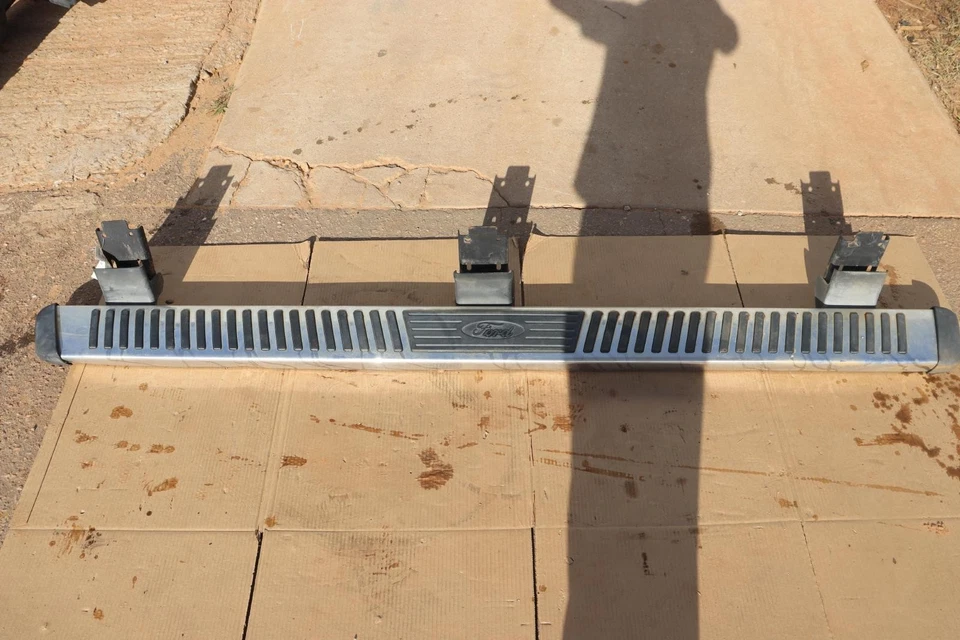 2011-2016 福特 F250 SD 右乘客侧运行板踏板原始设备制造商 — 第 1/4 张图片