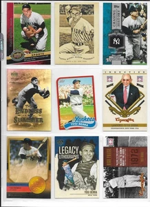 RIESIGES YOGI BERRA 95 KARTEN 80 VERSCHIEDENE LOT von NY YANKEES - Bild 1 von 1