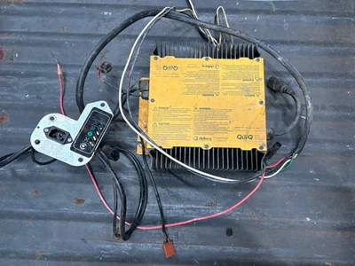 CARGADOR DE BATERÍA DELTA-Q QUIQ 912-4800, 48V / 18A para gator, carrito de golf Foto 1 de 4