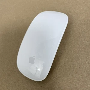 Apple Wireless Magic Mouse Model A1296 3vdc - Tested - Picture 1 of 4