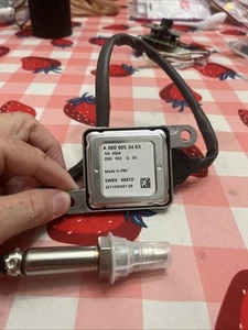 Oxygen Sensor W166 W172 W221 W251 W212 Sprinter A0009053403 - Picture 1 of 5