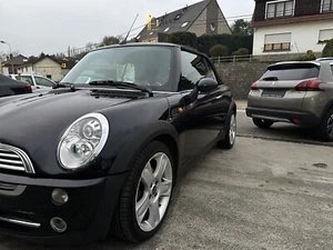 Mini Cooper Cabriolet Automatique 142000km - Afbeelding 1 van 10