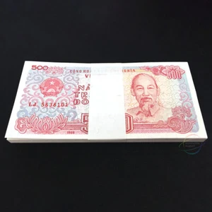Vietnam 500 Dong X 50 PIEZAS 1988 P-101 Ho Chi Minh medio paquete sin circular - Imagen 1 de 3